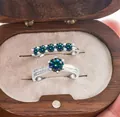 Schitterende 925 zilveren ringenset met pauwgroene moissanite in houten doosje - Maat 5 / Ring Tweeledige Set / Regenboog