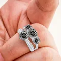 Juego de anillos de plata 925 con piedras de moissanita gris oscuro de 5 quilates - Gris