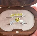 Schitterende S925 zilveren ringenset met een 2,5 CT ronde briljant geslepen gele moissaniet - Maat 5 / Ring Tweeledige Set / Citroengeel