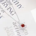 Eleganter 925 Silber Mondanhänger mit rosa 2 Karat Stein und kleinen weißen Diamanten - Granatrot