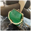 Chic vibrant green pleated shell bag with pearl handle and golden chain strap - Green
