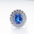 Anello in argento con zaffiro blu ovale da 5 ct e doppia corona di diamanti luminosi - n.5 / Blu Reale