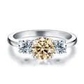 Elegante anello in argento S925 con moissanite champagne da 3 carati e pietre trasparenti - Misura 9 / Champagne