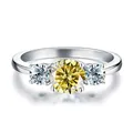 Anello di lusso in argento S925 con moissanite gialla 3ct e due pietre laterali bianche - Misura 5 / Giallo Limone