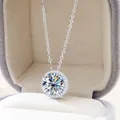Eleganter S925 Sterlingsilber Halo-Anhänger mit funkelndem Moissanit im Rundschliff - 5 ct / Weiß