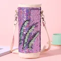 Detalle de funda para botella con lentejuelas reversibles moradas y garras verdes - Púrpura