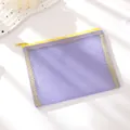 Pochette de rangement portable en filet violet avec fermeture éclair jaune pour cosmétiques - Violet