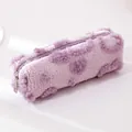Astuccio in peluche viola morbido con motivo a cuori e cerniera in metallo argento - Piccolo / Viola Chiaro