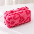 Roze pluchen etui met hartpatroon en zilveren rits voor schoolspullen en make-up - Rozerood