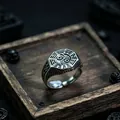 Macro shot of retro Yin Yang octagon ring with Tai Chi Ba Gua symbols in silver finish - J303 Bagua