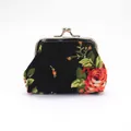 Mini canvas portemonnee met rode rozen en vintage zilveren metalen knipsluiting - Zwart