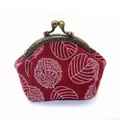Red canvas coin purse with white leaf embroidery and vintage bronze metal frame - Without Chain / 10.5cm Kiss-lock / Red