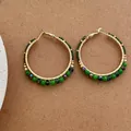 Auffällige Vintage Gold-Creolen mit grünen Perlen und bunten hängenden Anhängern - Grün