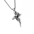 Collier gothique en acier inoxydable avec pendentif dague et rose aux détails précis - Rose de Croix + Chaîne en Acier Inoxydable