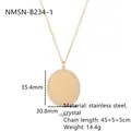 Vista detallada del collar de acero inoxidable dorado con cristales y dimensiones - Chapado en oro 18K / Dorado (NMSN-B234-1)