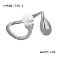 Anillo abierto geométrico de acero inoxidable con perla de 0,59 cm y detalle de gota - Estilo de Perla Gota de Agua Aerodinámico Plateado (NMSR-F755-3)
