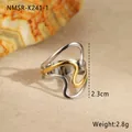 Details des unregelmäßigen Wellenrings mit 2,3 cm Höhe und 2,8 g Gewicht in Mixed Metal - Einheitsgröße / Kontrast S Wellen Stil (NMSR-K241-1)