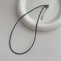 Minimalistische 2mm schwarze Perlenkette mit Edelstahlverschluss und Verlängerungskette - Schwarze Muschelperlen (G280) / Schwarz