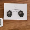 Detail of French relief shell earrings with oval boy and girl portraits in high resolution - Girl Style (P68) / Black
