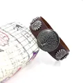Pulsera de cuero marrón para hombre con emblema vintage del Árbol de la Vida en plata - Marrón