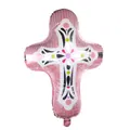 Ballon en aluminium en forme de croix rose et blanc avec motifs floraux pour baptême - Croix Rose