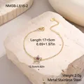 Λεπτομέρεια από επιχρυσωμένο βραχιόλι 18K με αστέρι, κόκκινο ένθετο και καθαρές πέτρες - Κόκκινο (NMSB-L615-2)
