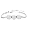 Détail macro du bracelet chaîne serpent en acier argenté avec boules numérotées - Chiffre 1 / Acier