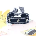 Pulsera trenzada azul marino con estrellas de plata y detalles de borlas flecos - Azul Profundo con Puntos (47#)
