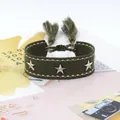 Pulsera tejida verde militar con remaches de estrellas plateadas y flecos - Borla Verde Militar (56#)