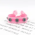 Pulsera boho tejida rosa con detalles florales metálicos y borlas elegantes - Rosa Y Blanco (14#)