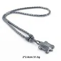 Detail van hematiet kralenketting met 2x2,8cm schildpad hanger en 31,5g gewicht - Zeeschildpad