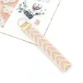 Porte-clés dragonne bohème en sangle crème avec broderie feuilles roses et anneau doré - Style Feuille Rose (01-11F)