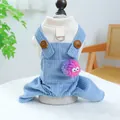 Conjunto de perro con top acanalado crema y peto de pana azul claro para mascotas - XS / Mono de elfo