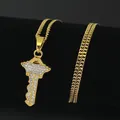 Pendentif clé dorée style hip hop pour homme avec cristaux étincelants et chaîne fine - Pendentif Clé Chaîne Cubaine / Or