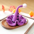 Chapeau de sorcier violet en crochet pour animaux avec détail d'œil pour Halloween - Chapeau de Magicien Halloween (Style Oeil Violet)
