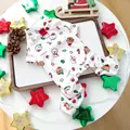 Tuta natalizia bianca per animali con anello a D e motivi festivi per piccoli cani - XS / Bianco
