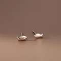 Orecchini a lobo a forma di pesce in argento 925 oro rosa con piccoli occhi in zircone - Oro