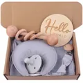 Set regalo para bebé gris con peluche de luna, chupete, sonajero de madera y muselina algodón - Set de 5 piezas / Gris