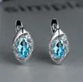 Boucles d'oreilles en argent avec zircon bleu marquise et design en forme de feuille - Argent et Bleu Ciel