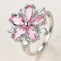 Prachtige kersenbloesem roze zirkoon bloem ring in gepolijst zilveren zetting voor dames - US 5 / Zilver/Roze Zirkonia