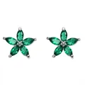 Boucles d'oreilles fleur minimalistes avec cristaux verts taille marquise et fini argent - Vert Émeraude Platine