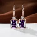 Pendientes de oro rosa con circonitas púrpuras rectangulares y detalles en pavé - Oro Rosa Púrpura Circón
