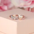 Bague en or rose avec papillon en cristal et pendentif cœur lettre V - Ouvert Réglable / Or Rose Diamant Blanc Lettre V