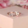 Bague ajustable en or rose avec papillon, cœur gravé W et cristaux scintillants - Ouvert Réglable / Or Rose Diamant Blanc Lettre W