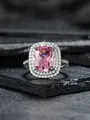 Anello in argento con grande pietra rosa taglio cushion e doppio alone di diamanti - US 6 / Rosa