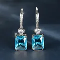 Pendientes de plata con piedras azules talla esmeralda y circonitas blancas brillantes - Chapado en Platino Azul Agua