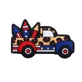 Dettaglio di un ciondolo in PVC per scarpe con un camion leopardato per l'Independence Day - Camion Leopardato