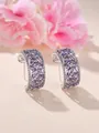 Boucles d'oreilles créoles argentées en C avec pierres mauves et micro-cristaux - Plaqué Platine Zircone Violette
