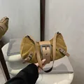Borsa hobo vintage giallo senape in tela con fibbie metalliche e dettagli in pelle - Marrone