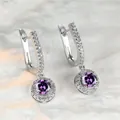 Vintage-Ohrringe in Silber mit lila Zirkonia und Halo-Kristallverzierung - Violetter Hauptstein / Silber (Weißgold-vergoldet)
